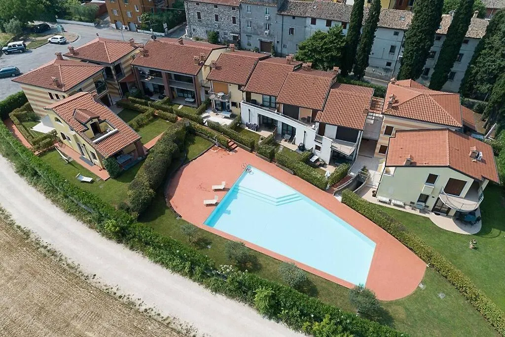 3 Bedroom Villa, Lake Garda Lazise 0*,  Italia